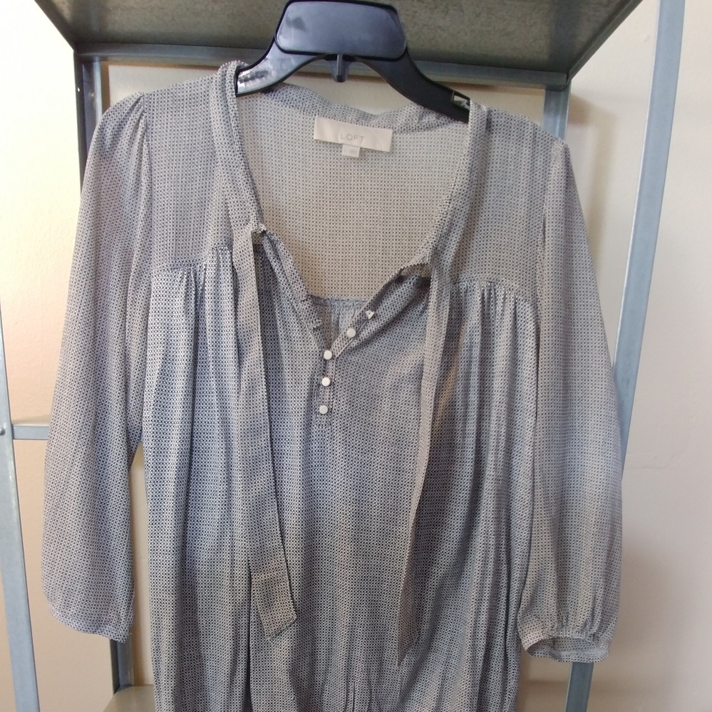 Ann Taylor Loft.3/4 sleeveTiny herringbone. Small